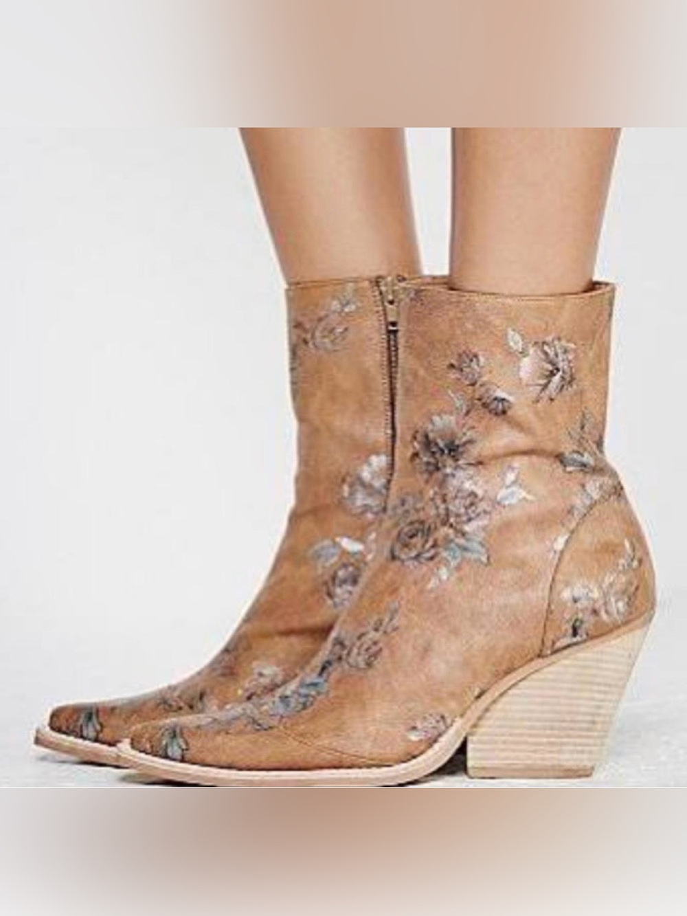 Jeffrey Campbell x Free People Peyton Brown Silver Suede Ankle Boots Size 6.5